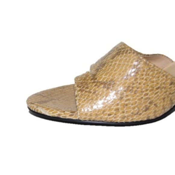 Chadwick’s Collections Snakeskin Heels - Picture 8 of 8